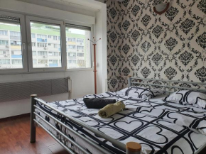 2 rooms unirii